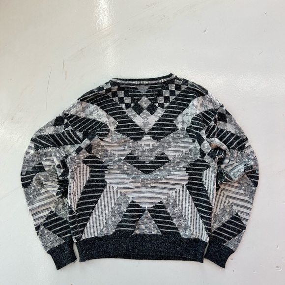 Vintage Knit Sweater - Picture 2 of 7